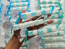 Cargar imagen en el visor de la galería, Jabones Personalizados Caramelo