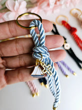 Cargar imagen en el visor de la galería, Llaveros - favores