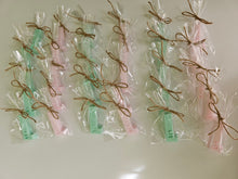 Cargar imagen en el visor de la galería, Jabones Letras XL