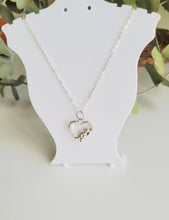 Cargar imagen en el visor de la galería, Colgante Aziza