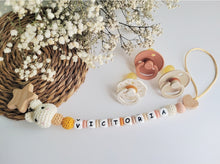 Cargar imagen en el visor de la galería, Chupeteros primera etapa conejo/elefante crochet