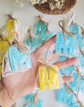 Cargar imagen en el visor de la galería, Jabones Letras XL