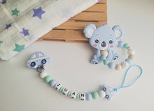 Cargar imagen en el visor de la galería, Chupetero Personalizado ( Modelo Coche )