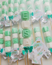 Cargar imagen en el visor de la galería, Jabones Personalizados Brocheta