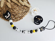 Cargar imagen en el visor de la galería, Chupetero Personalizado ( Modelo Batman )