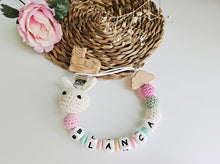 Cargar imagen en el visor de la galería, Chupeteros primera etapa conejo/elefante crochet