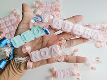 Cargar imagen en el visor de la galería, Jabones Personalizados Caramelo