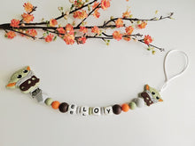 Cargar imagen en el visor de la galería, Chupetero Personalizado ( Modelo Yoda )