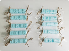 Cargar imagen en el visor de la galería, Jabones Personalizados Caramelo