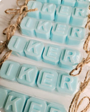 Cargar imagen en el visor de la galería, Jabones Personalizados Caramelo