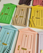 Cargar imagen en el visor de la galería, Puerta del Ratoncito Pérez (Modelo Sheila)