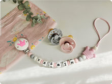 Cargar imagen en el visor de la galería, Chupetero Personalizado ( Modelo rey / reina )