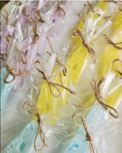 Cargar imagen en el visor de la galería, Jabones Letras XL