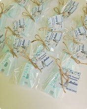 Cargar imagen en el visor de la galería, Jabones Letras XL