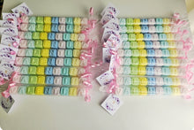 Cargar imagen en el visor de la galería, Jabones Personalizados Caramelo