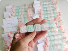 Cargar imagen en el visor de la galería, Jabones Personalizados Caramelo