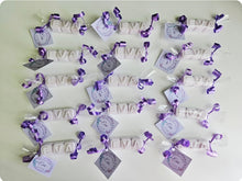 Cargar imagen en el visor de la galería, Jabones Personalizados Caramelo