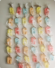 Cargar imagen en el visor de la galería, Jabones Letras XL