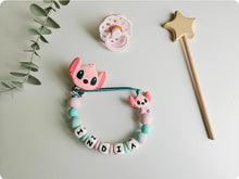 Cargar imagen en el visor de la galería, Chupetero Personalizado ( Modelo Stitch )