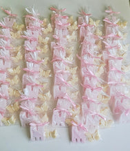 Cargar imagen en el visor de la galería, Jabones Iniciales XL + Figura Pequeña