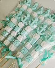 Cargar imagen en el visor de la galería, Jabones Personalizados Brocheta