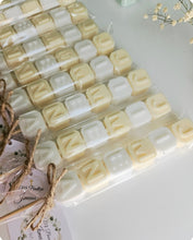 Cargar imagen en el visor de la galería, Jabones Personalizados Brocheta