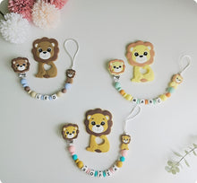 Cargar imagen en el visor de la galería, Chupetero mordedor Personalizado Leoncito