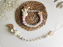 Cargar imagen en el visor de la galería, Chupeteros primera etapa conejo/elefante crochet