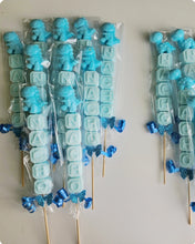 Cargar imagen en el visor de la galería, Jabones Personalizados Brocheta+ Figura