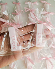 Cargar imagen en el visor de la galería, Jabones Letras XL