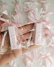 Cargar imagen en el visor de la galería, Jabones Letras XL