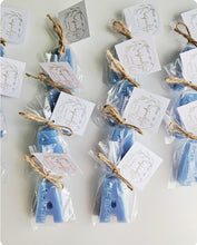 Cargar imagen en el visor de la galería, Jabones Letras XL