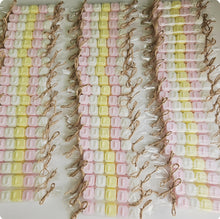 Cargar imagen en el visor de la galería, Jabones Personalizados Caramelo