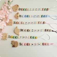 Cargar imagen en el visor de la galería, Chupetero personalizados Autumn