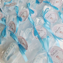 Cargar imagen en el visor de la galería, Jabones Letras XL