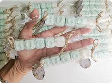 Cargar imagen en el visor de la galería, Jabones Personalizados Caramelo