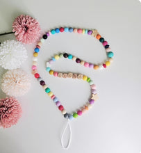 Cargar imagen en el visor de la galería, Colgadores de cuentas.