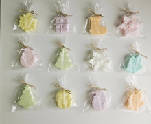 Cargar imagen en el visor de la galería, Jabones Navidad