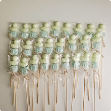 Cargar imagen en el visor de la galería, Brochetas Figura + Inicial