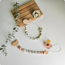 Cargar imagen en el visor de la galería, Chupeteros Personalizados