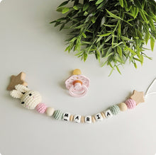 Cargar imagen en el visor de la galería, Chupeteros primera etapa conejo/elefante crochet