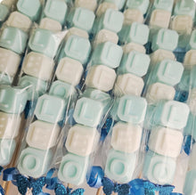 Cargar imagen en el visor de la galería, Jabones Personalizados Brocheta