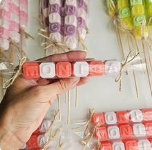 Cargar imagen en el visor de la galería, Jabones Personalizados Caramelo