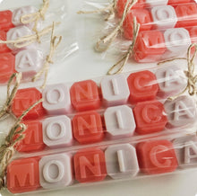 Cargar imagen en el visor de la galería, Jabones Personalizados Caramelo