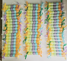 Cargar imagen en el visor de la galería, Jabones Personalizados Caramelo