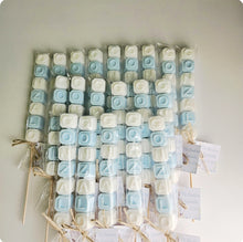 Cargar imagen en el visor de la galería, Jabones Personalizados Brocheta