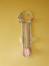 Cargar imagen en el visor de la galería, Atrapasueños Artesanales