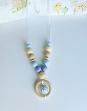 Cargar imagen en el visor de la galería, Collar de Lactancia Hera