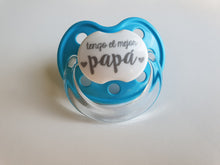 Cargar imagen en el visor de la galería, Chupetes con frases 0-6