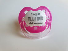 Cargar imagen en el visor de la galería, Chupetes con frases 0-6